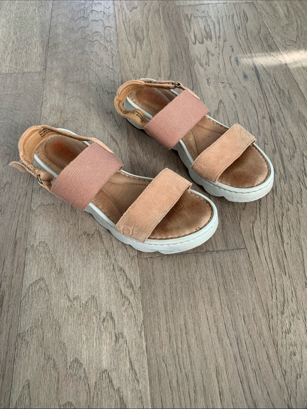 Born Peach Suede & Elastic Strap Sandals Size 7M